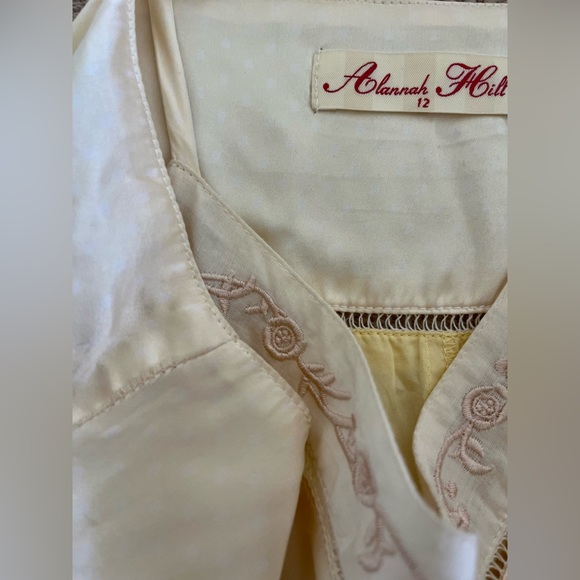 Silk lace Alannah Hill dress - Picture 2 of 4